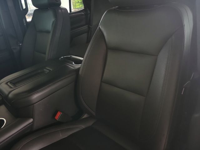 2023 Chevrolet Tahoe LT photo 4