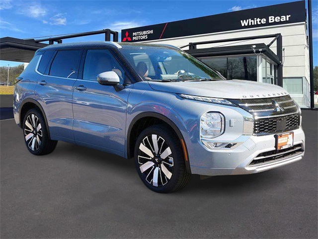 2025 Mitsubishi Outlander SEL's photo