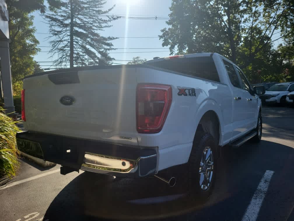 2022 Ford F-150 XLT photo 2