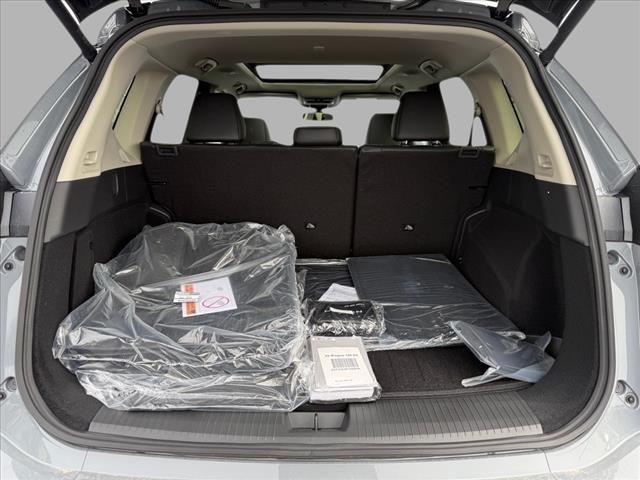 2025 Nissan Rogue SL photo 23