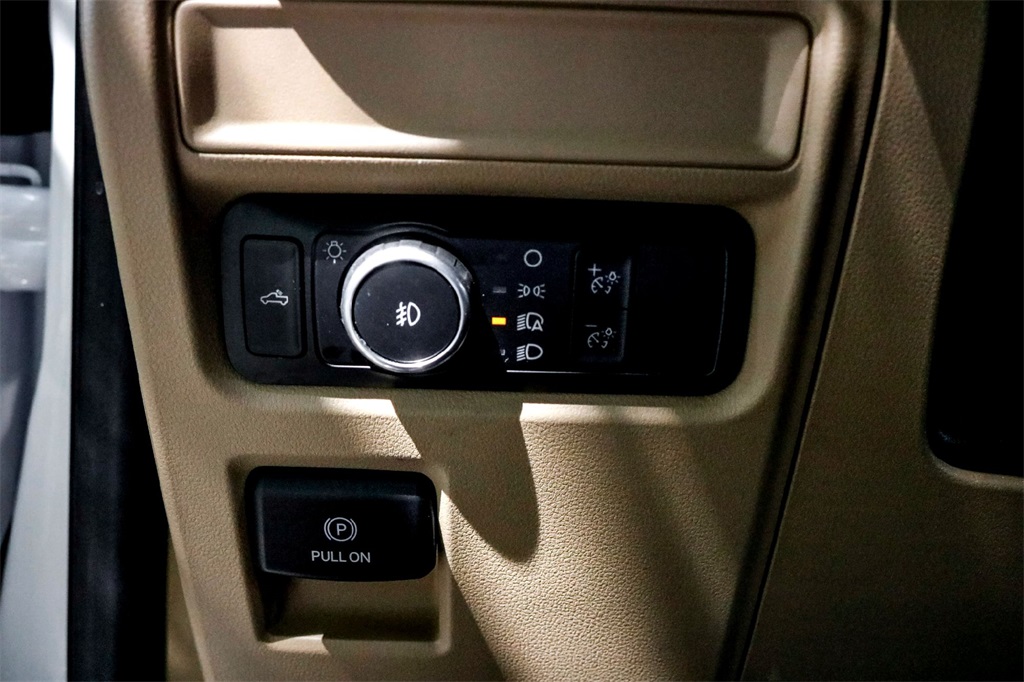 2023 Ford F-150 XLT photo 14