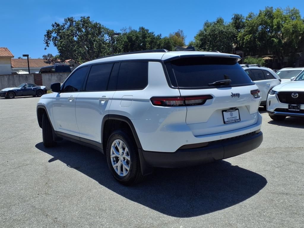2023 Jeep Grand Cherokee Limited photo 4