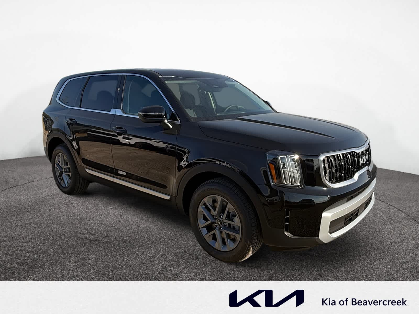 2025 Kia Telluride LX photo 4