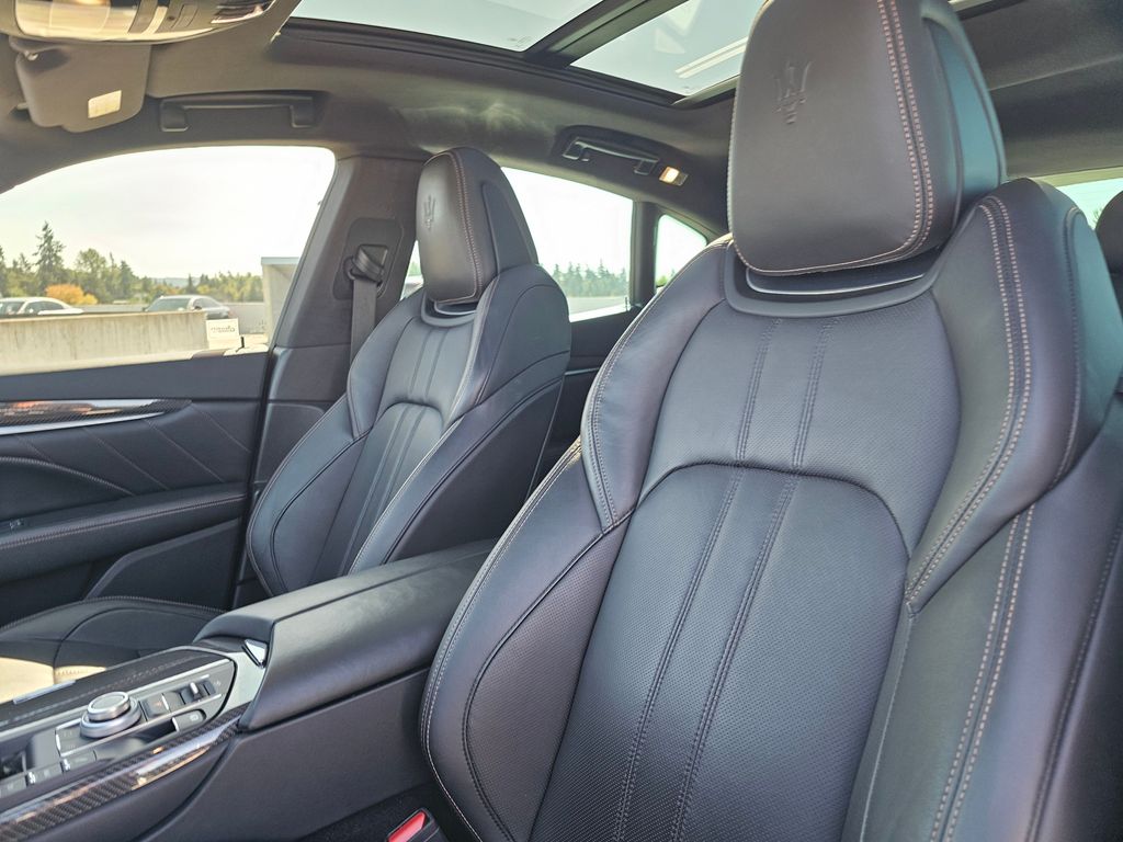 2019 Maserati Levante GranSport photo 24
