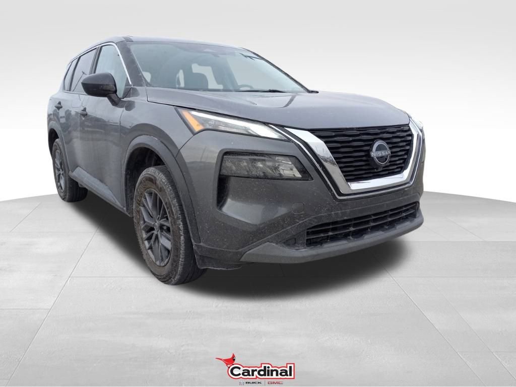 2023 Nissan Rogue S's photo