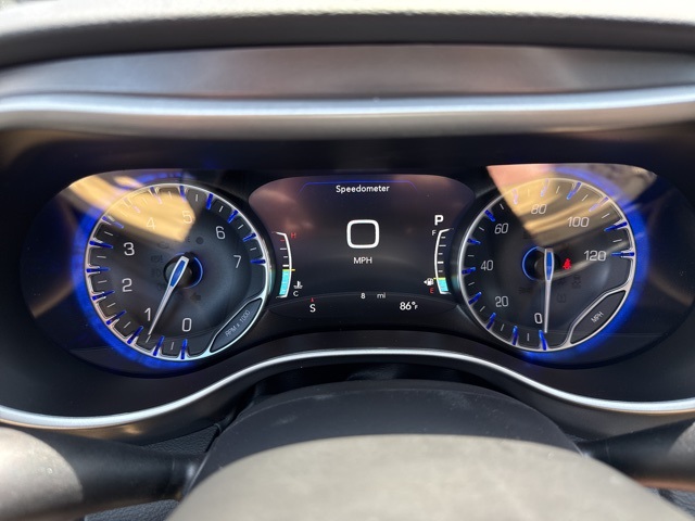 2025 Chrysler Voyager LX photo 29