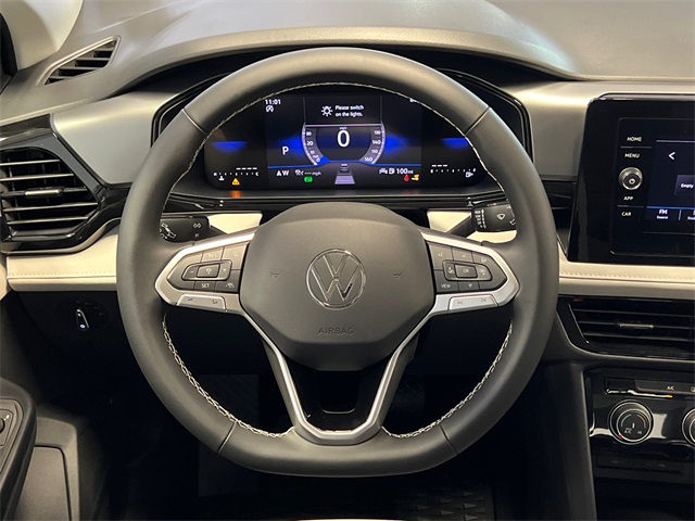 2025 Volkswagen Taos S photo 12