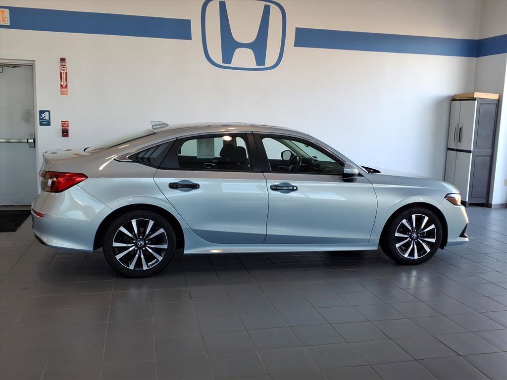 2022 Honda Civic EX photo 2