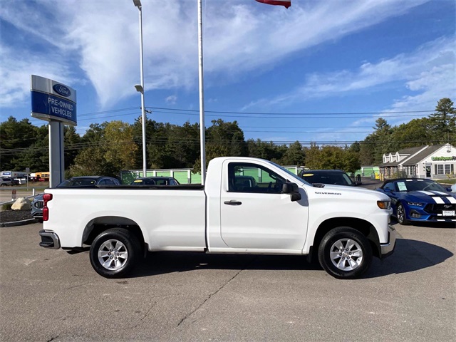 2021 Chevrolet Silverado 1500 photo 2