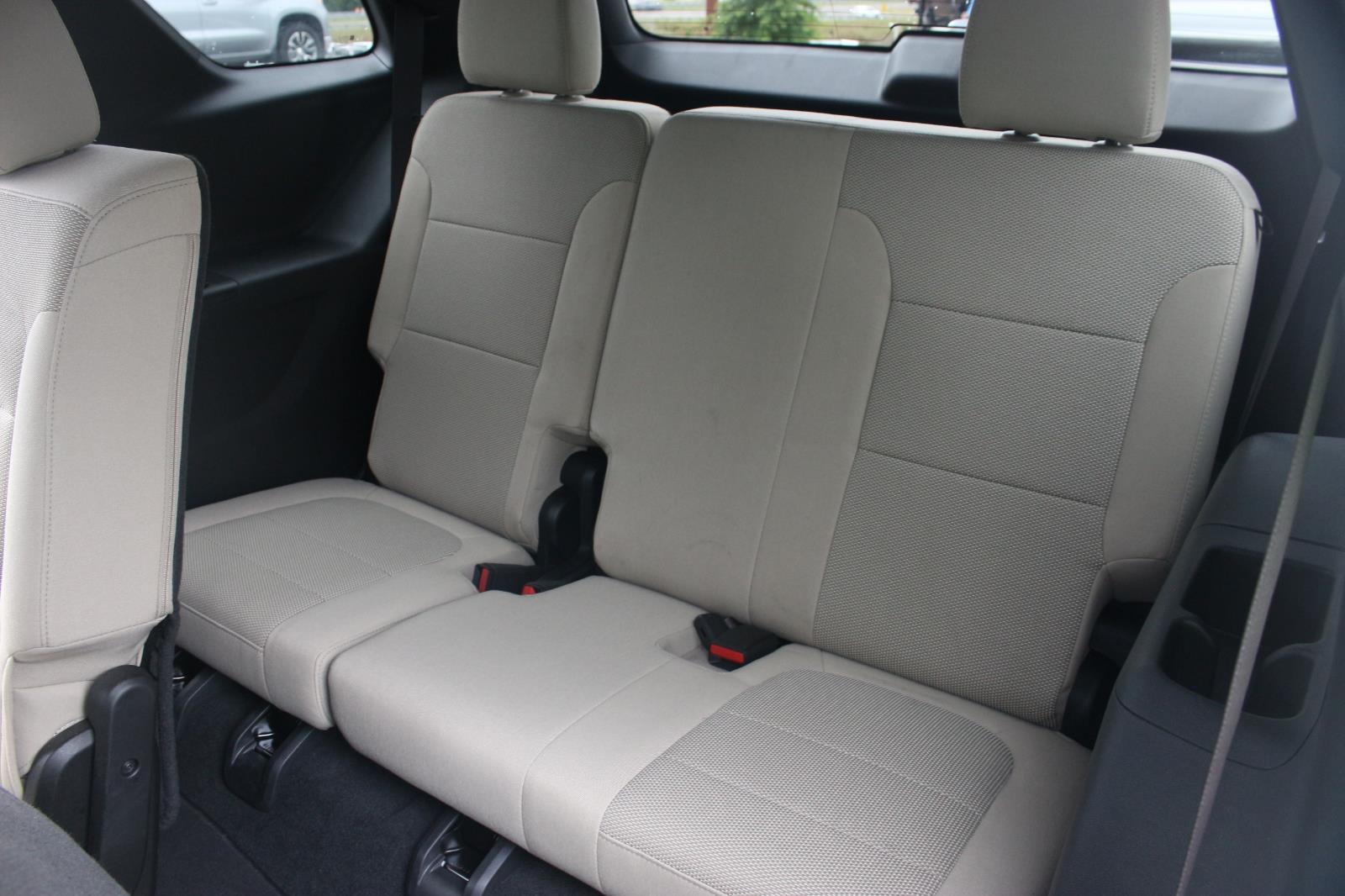2023 Chevrolet Traverse LS photo 29