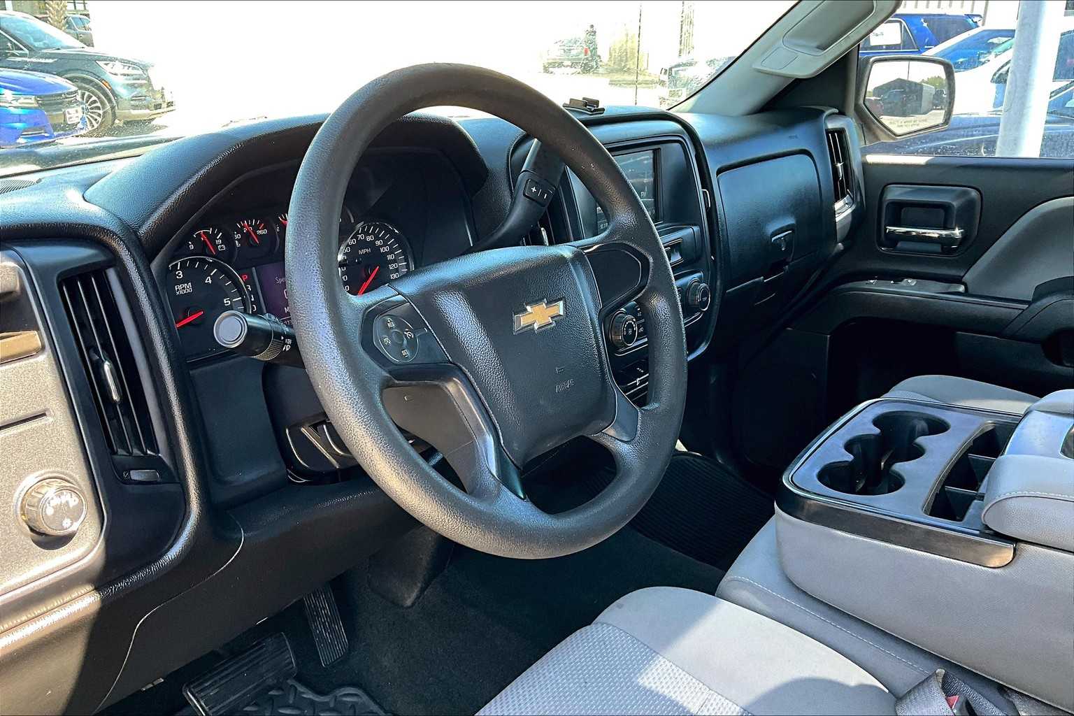 2016 Chevrolet Silverado 1500 LS photo 5