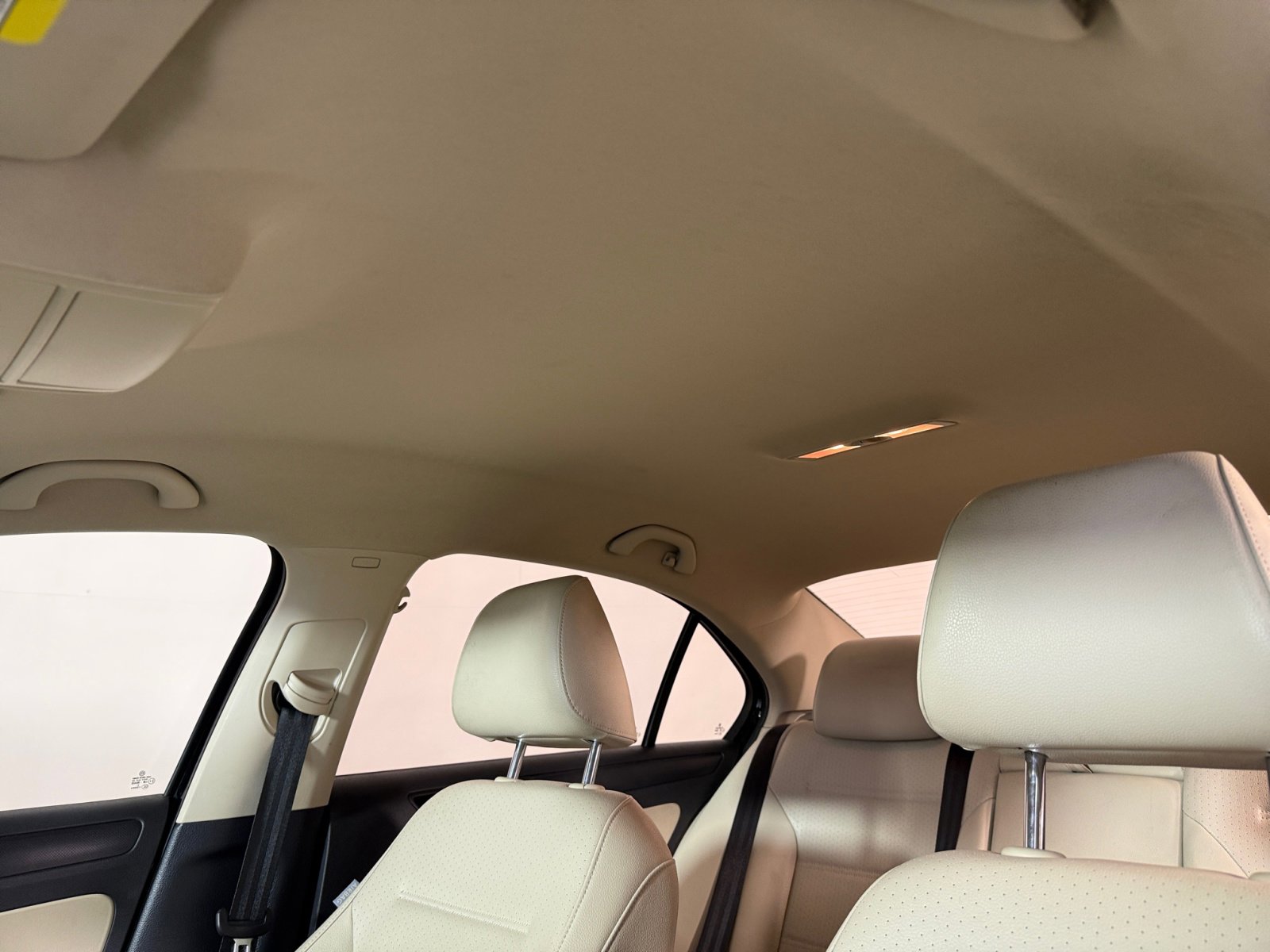 2014 Volkswagen Jetta SE photo 2