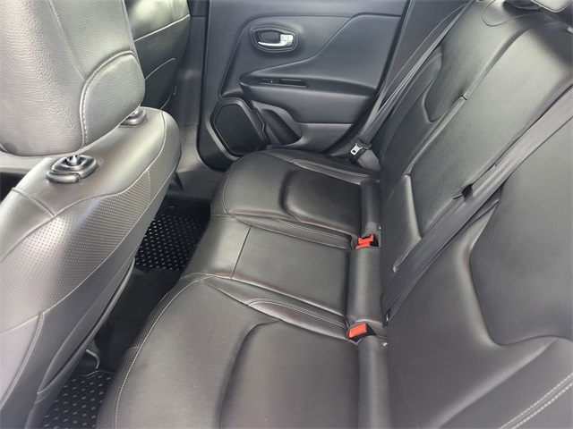 2022 Jeep Renegade Limited photo 18
