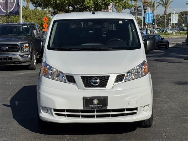 2020 Nissan NV200 S photo 2