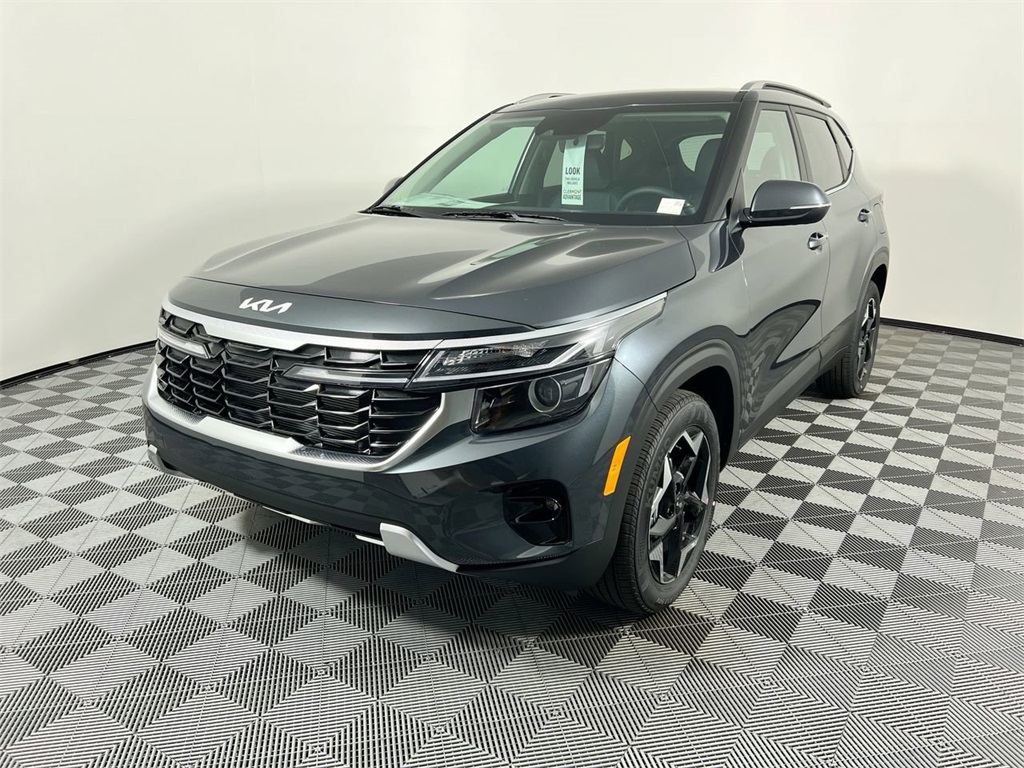 2026 Kia Seltos EX photo 6