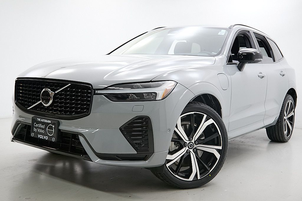 2024 VOLVO XC60 - Image 1