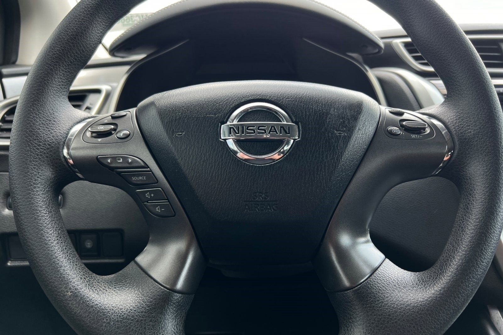 2020 Nissan Murano S photo 26