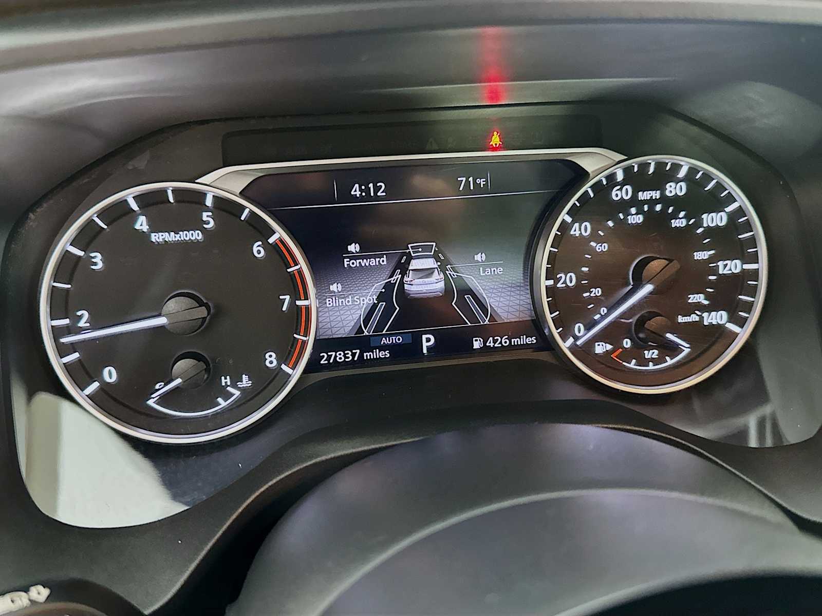 2023 Nissan Rogue SL photo 10