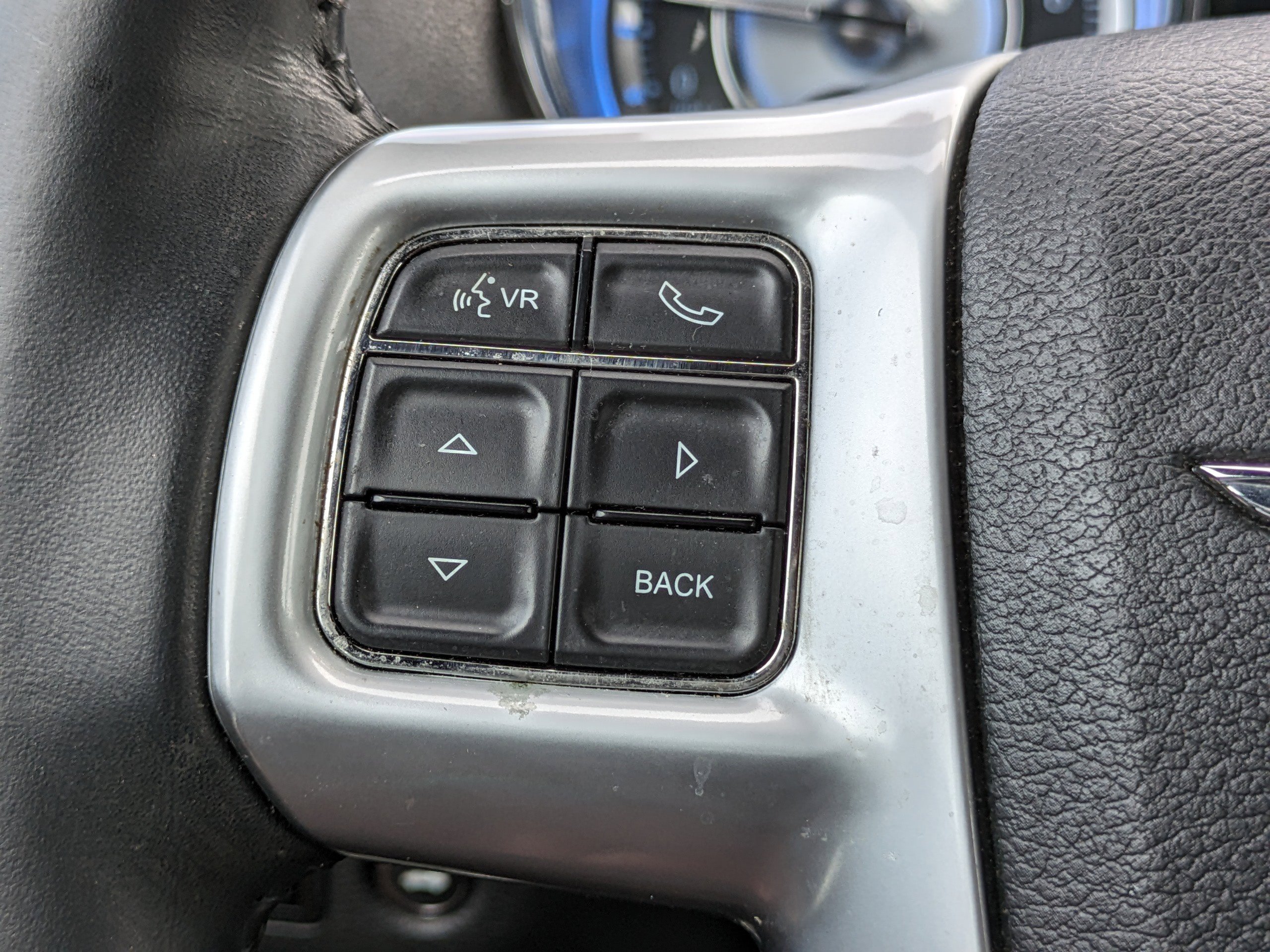 2012 Chrysler 300 Base photo 17