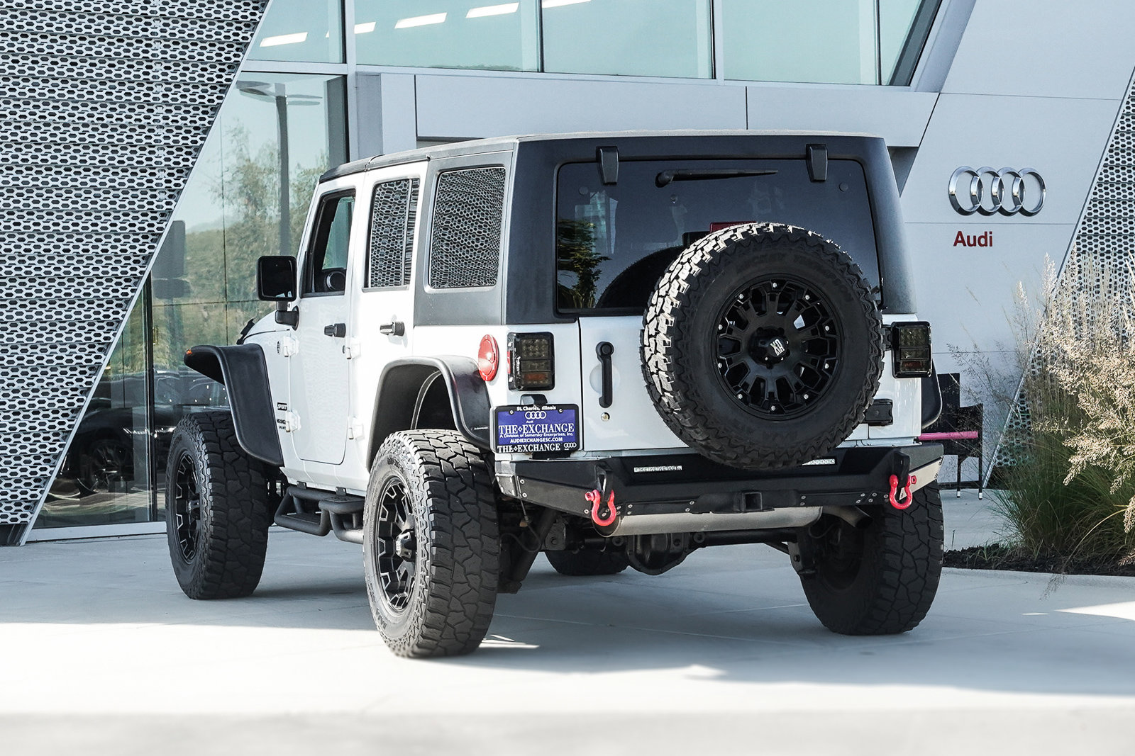 2017 Jeep Wrangler Unlimited Sport photo 4