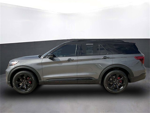 2023 Ford Explorer ST photo 2