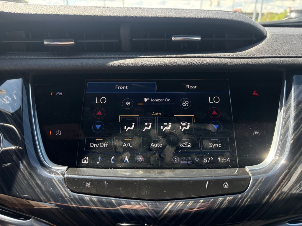 2025 Cadillac XT6 Premium Luxury photo 10