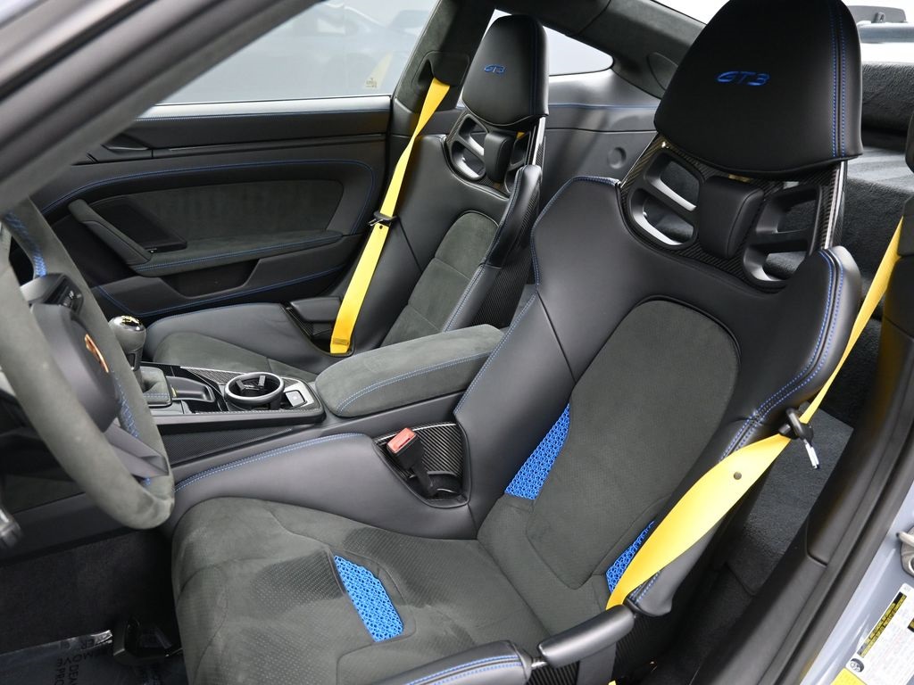 2023 Porsche 911 GT3 photo 4