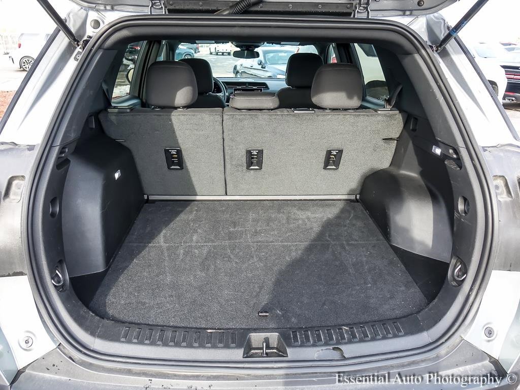 2025 GMC TERRAIN - Image 17