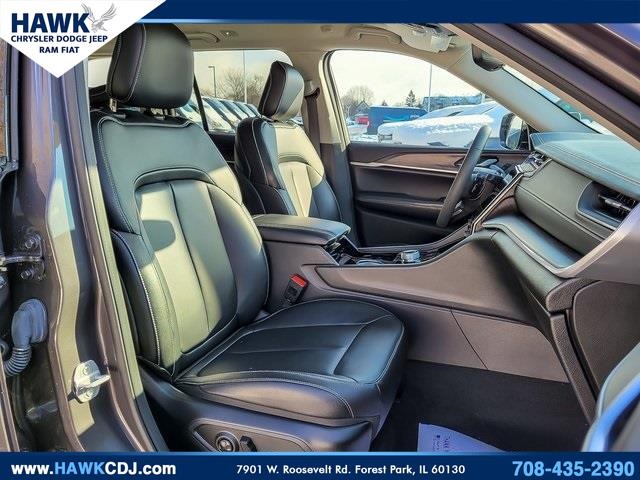 2023 JEEP GRAND CHEROKEE - Image 35