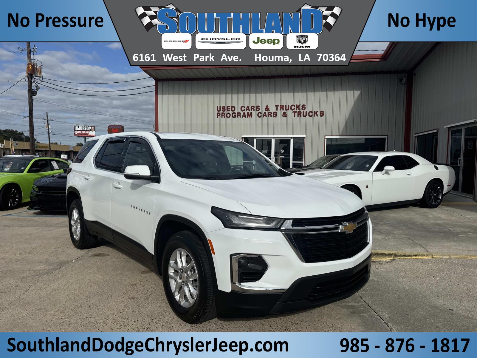 2023 Chevrolet Traverse LS's photo