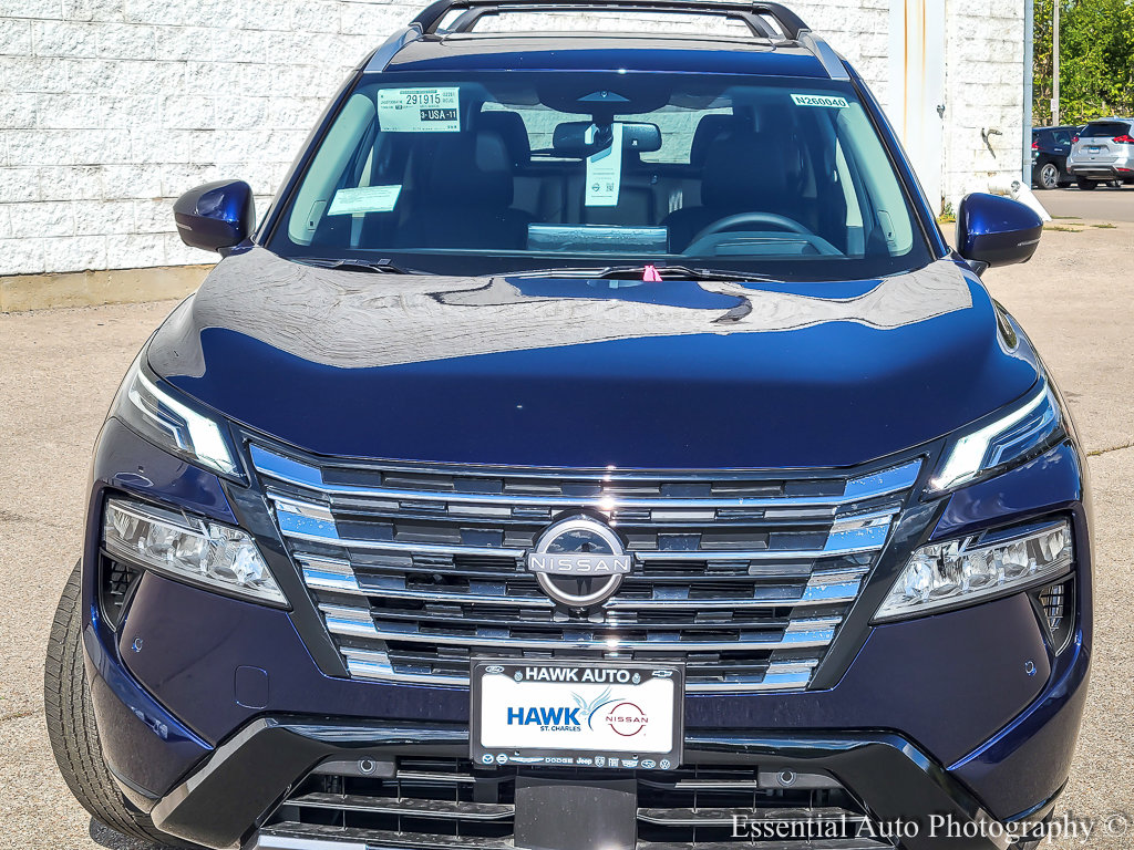 2026 Nissan Rogue Platinum photo 4