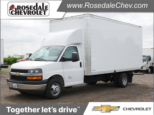2025 Chevrolet Express Cutaway Base's photo
