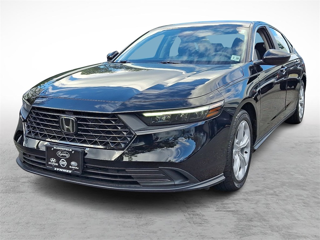 2023 Honda Accord LX photo 3