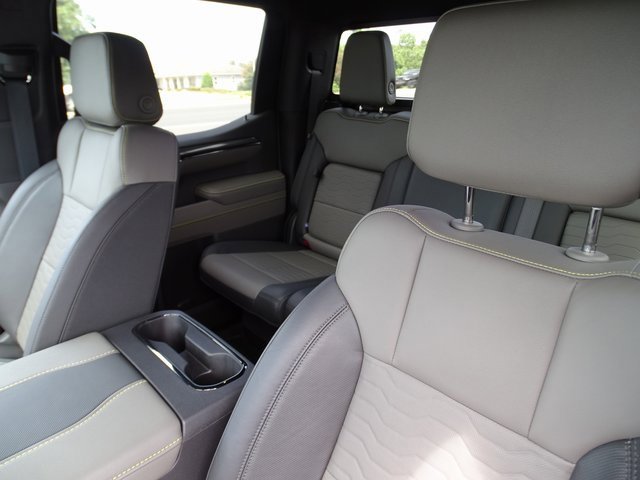 2024 Chevrolet Silverado 1500 ZR2 photo 10