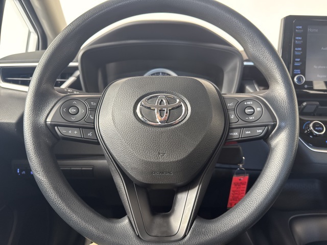 2022 Toyota Corolla LE photo 18