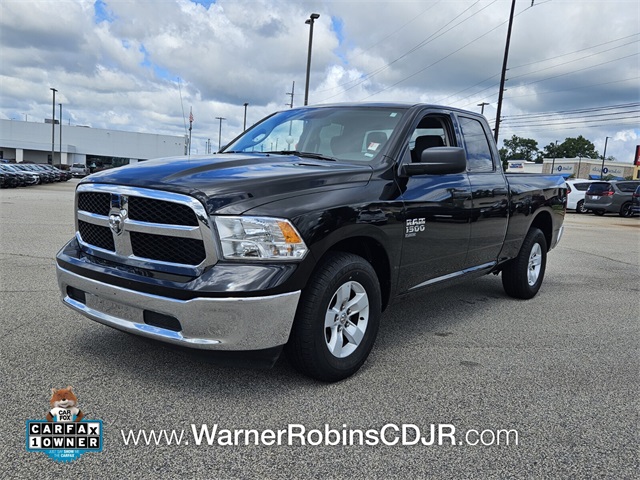 2024 Ram 1500 Classic SLT photo 3
