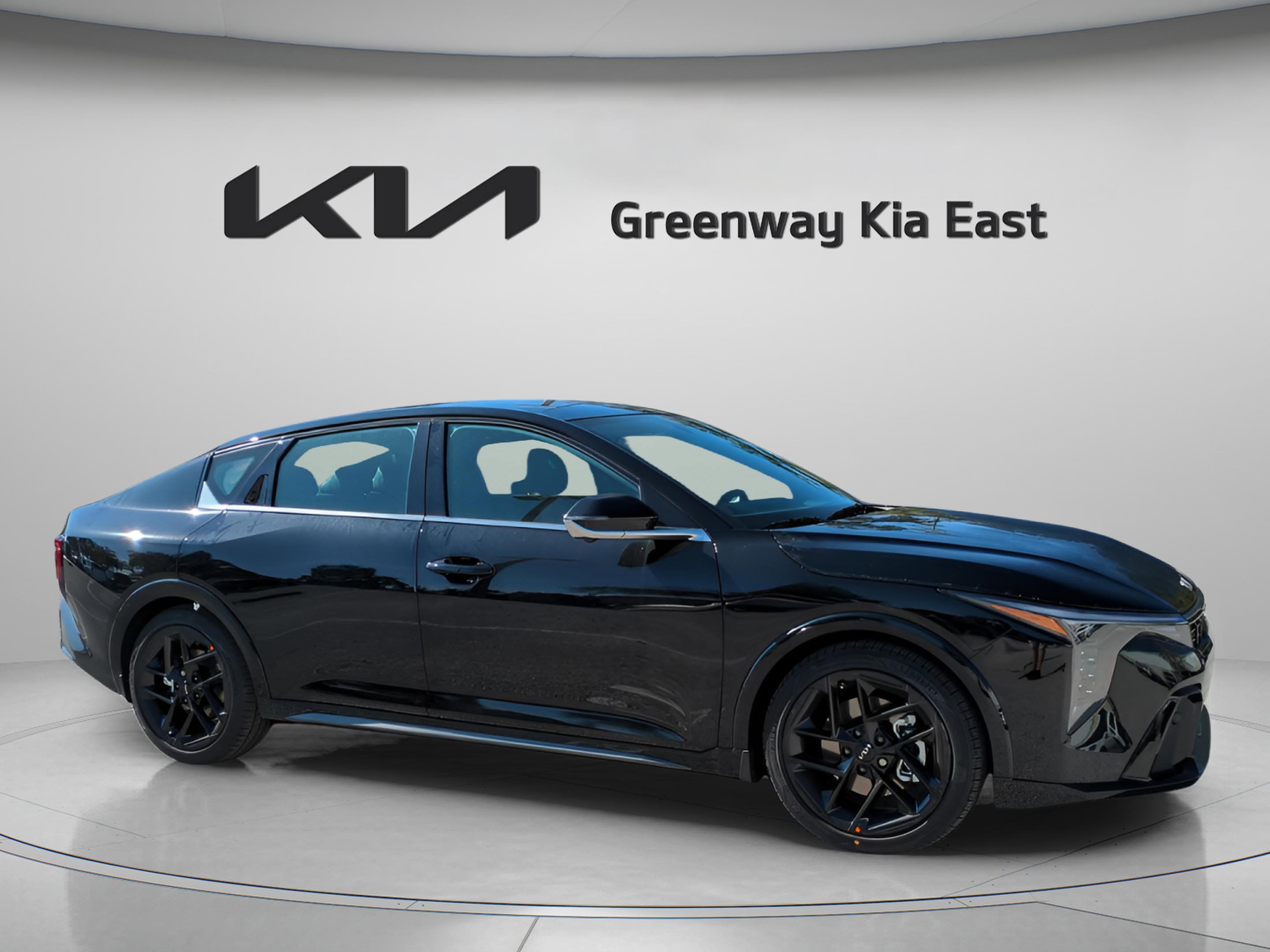 2025 Kia K4 GT-Line Turbo's photo