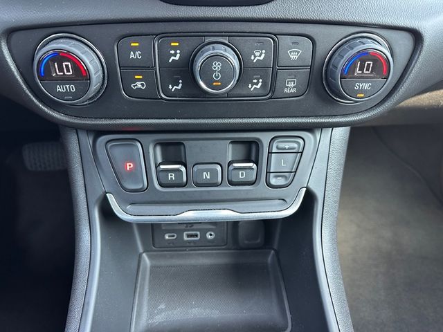 2020 Gmc Terrain SLE photo 27