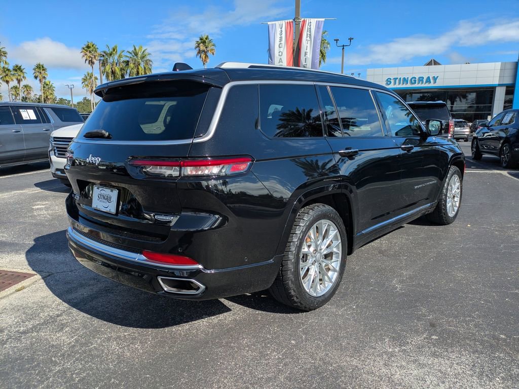 2021 Jeep Grand Cherokee L Summit photo 2