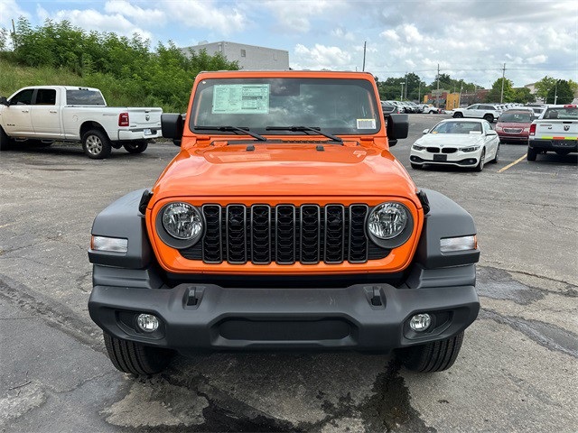 2025 Jeep Wrangler Sport S photo 3