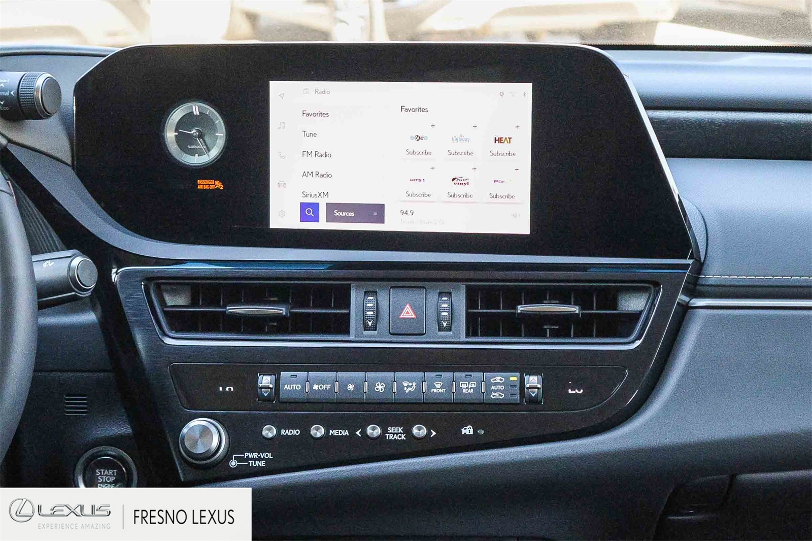 2023 Lexus ES 350 photo 16