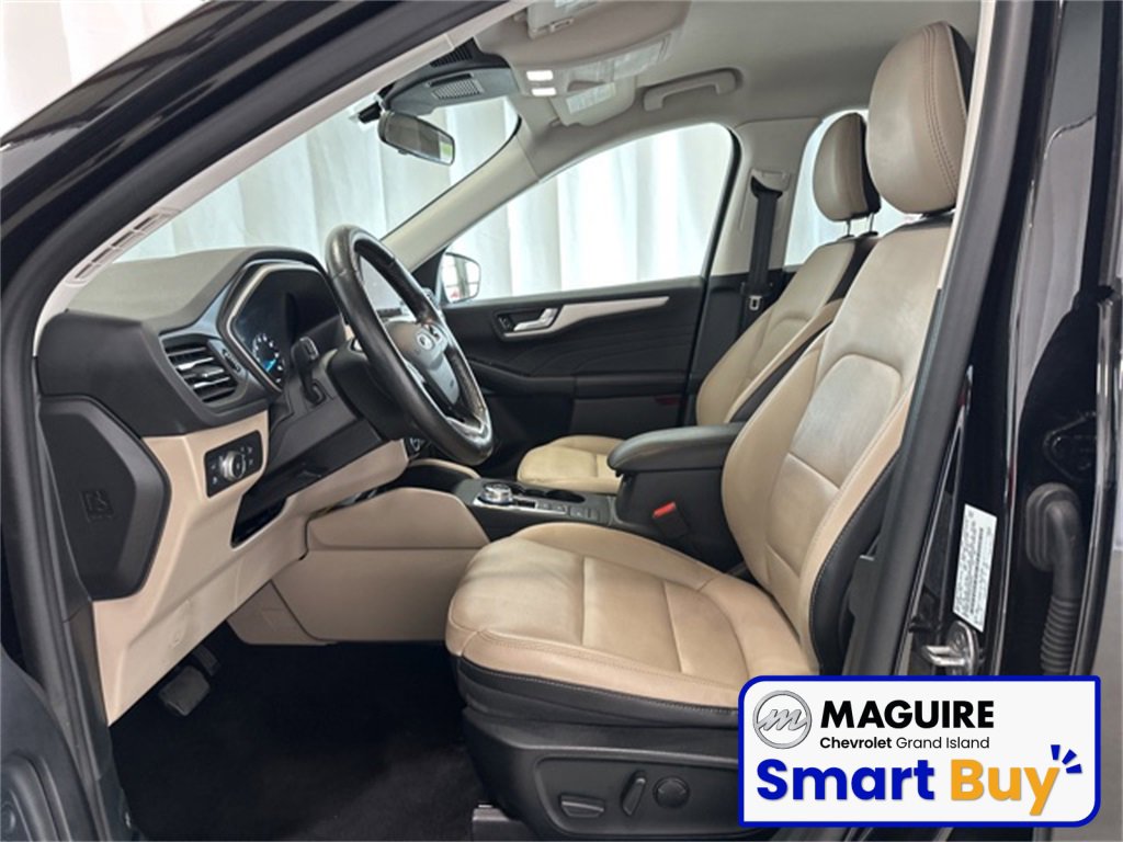 2021 Ford Escape Hybrid SEL photo 4