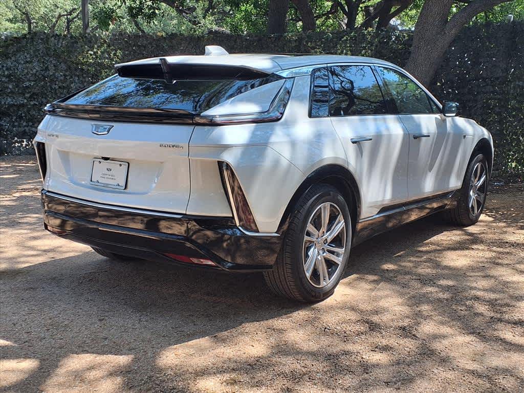 2024 Cadillac Lyriq Tech photo 6