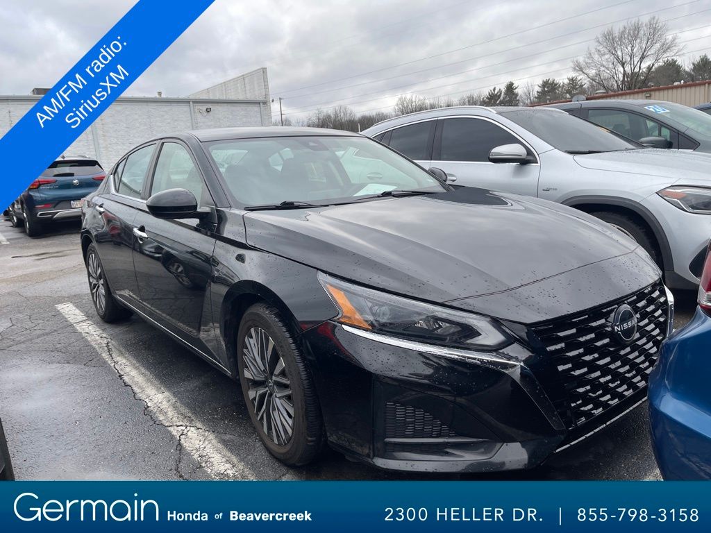 2023 Nissan Altima SV