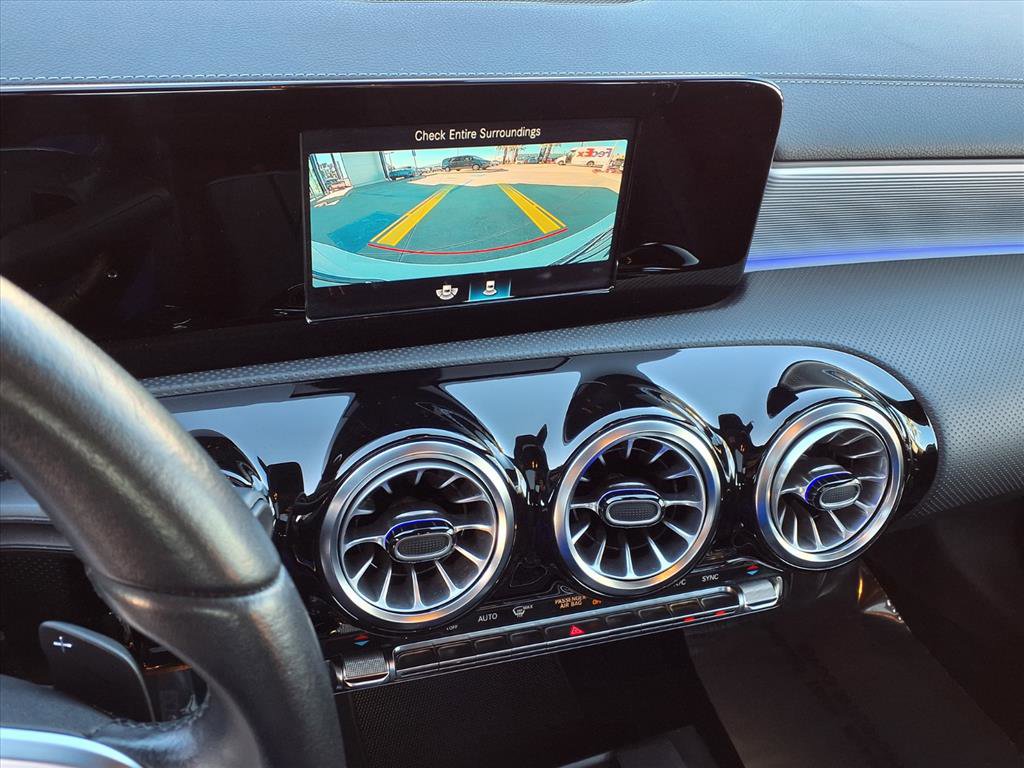 2021 Mercedes Benz A 220 photo 3