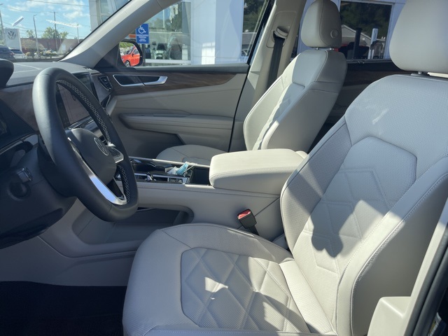 2026 Volkswagen Atlas SE Technology photo 10