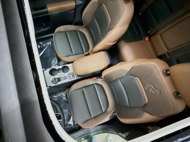 2025 Ford Bronco Sport Outer Banks photo 17