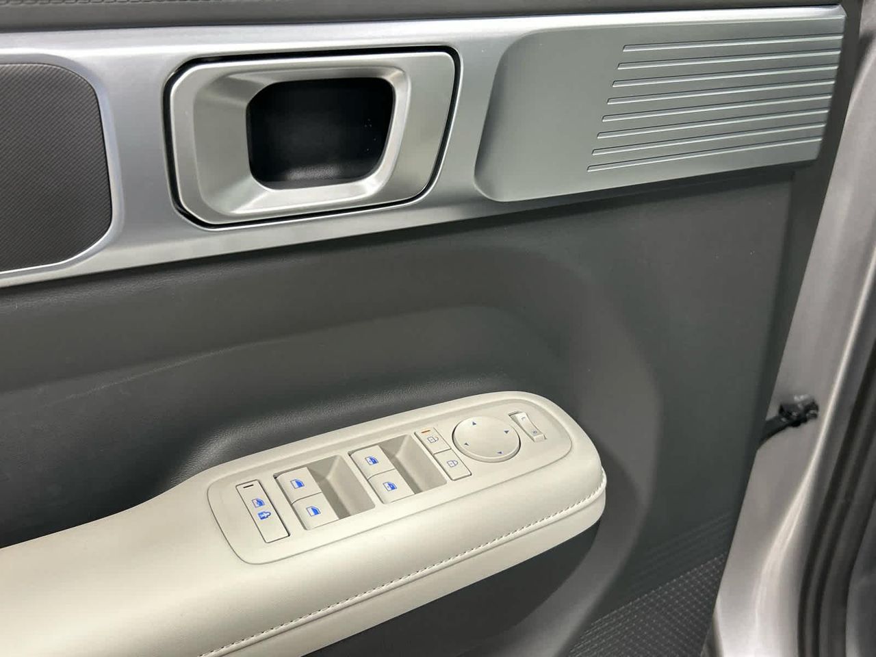 2025 Hyundai Santa Fe SEL photo 34