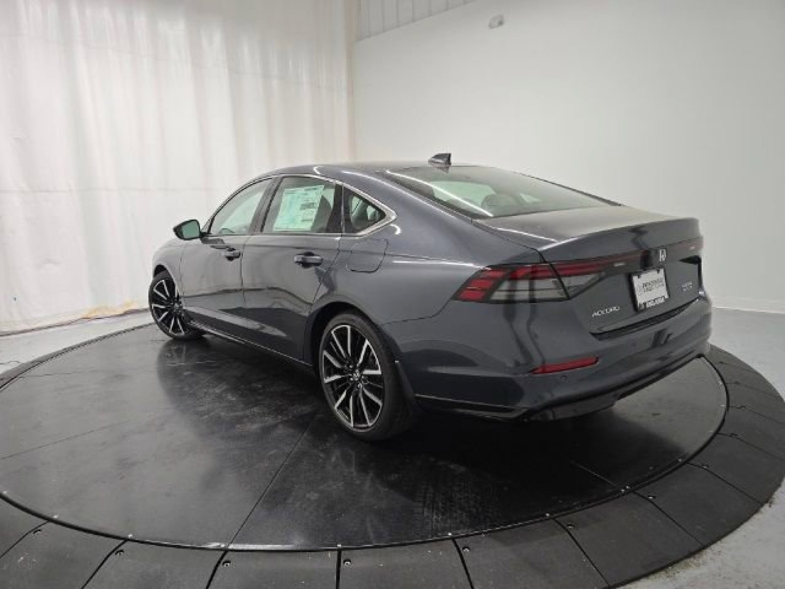 2025 Honda Accord Hybrid Touring photo 23