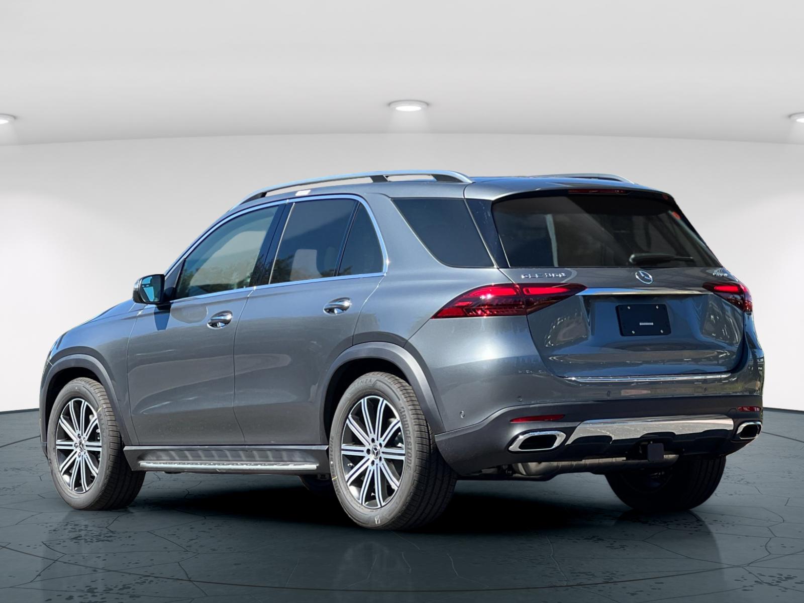 2026 Mercedes Benz GLE 350 4MATIC photo 2